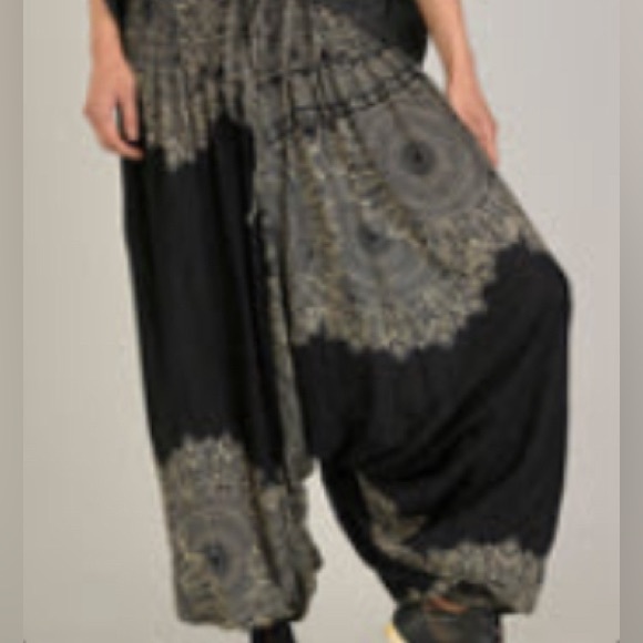 Small women’s harem pants - Picture 2 of 3